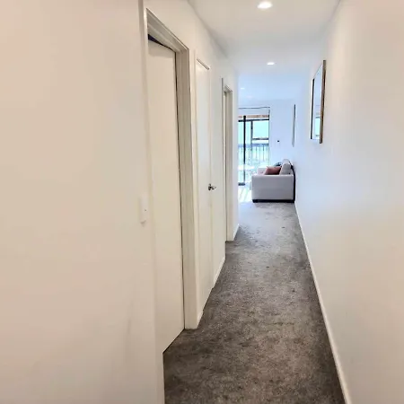Modern 1 Bedroom Apartment Across From Hagley Park Christchurch Exterior foto