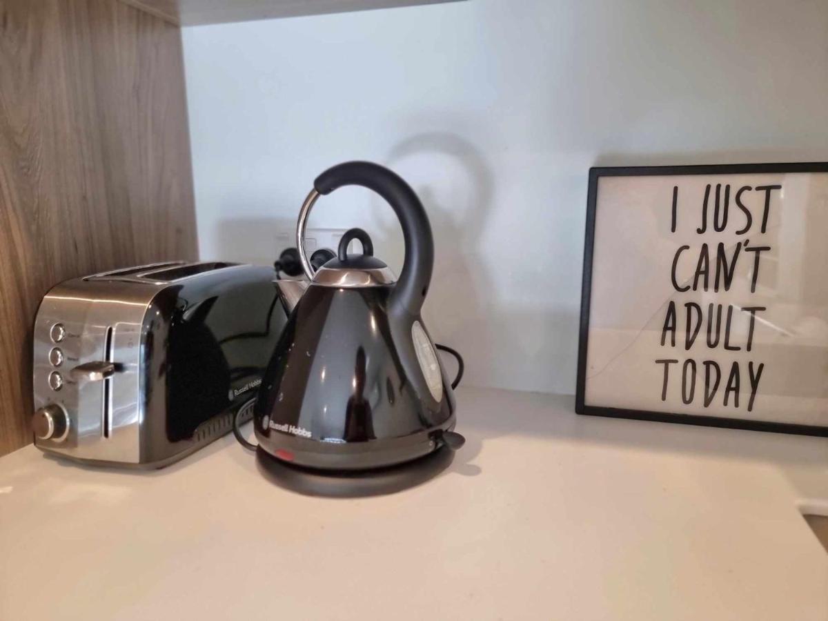 Apartment Modern 1 Bedroom Across From Hagley Park